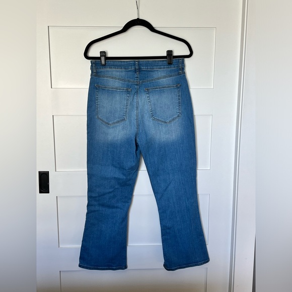Loft Kick Crop Jeans - Picture 2 of 4